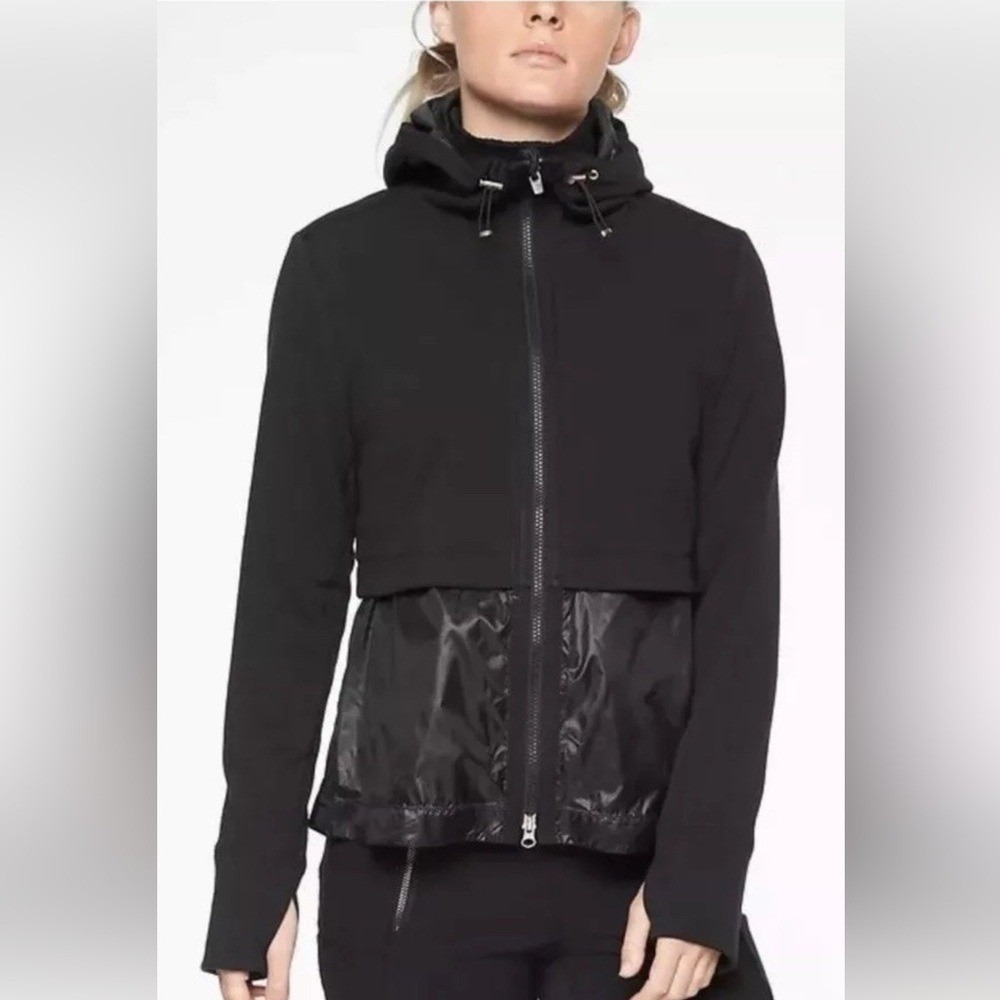 Athleta Windy Point Hoodie Size Small